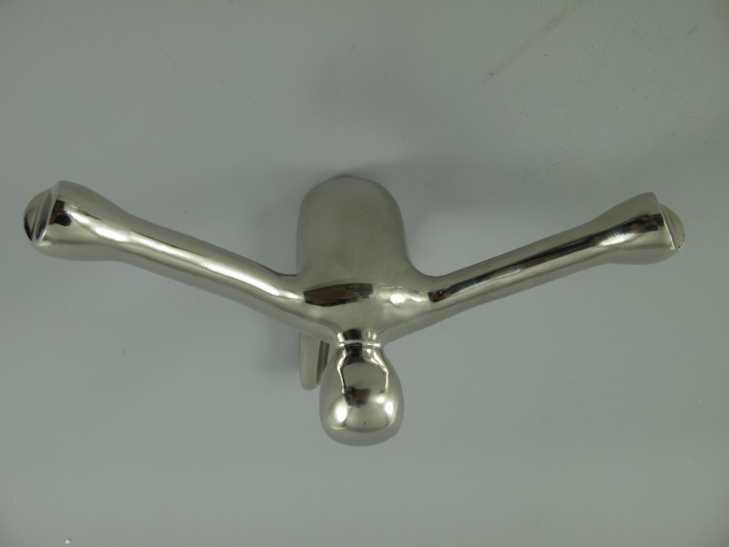 Exklusive DesignerGarderobenhaken Kleiderhaken Figur aus Aluminium 4