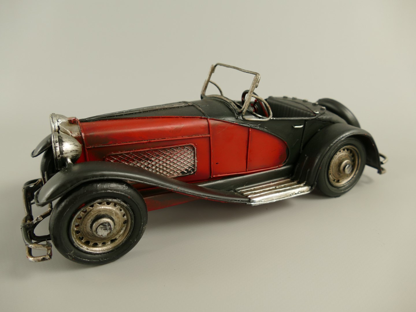 Antikes Blechauto Modellauto Oldtimer schwarzrot 1920er Jahre 2