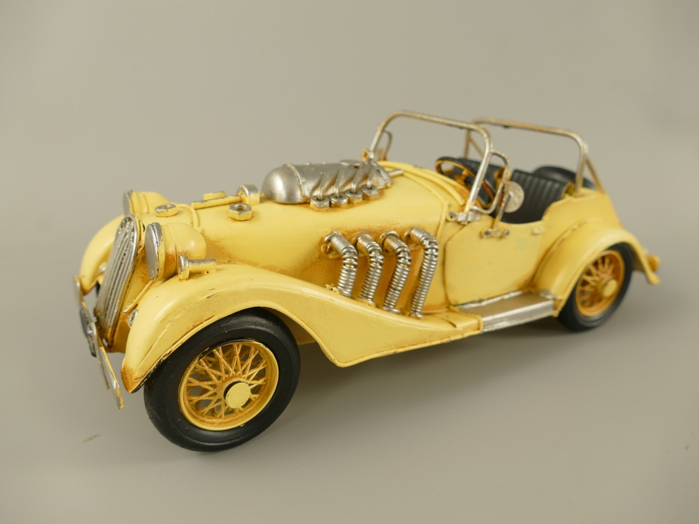 Antikes Gelbes Blechauto Modell Roadster 28cm Sammlerstück 2