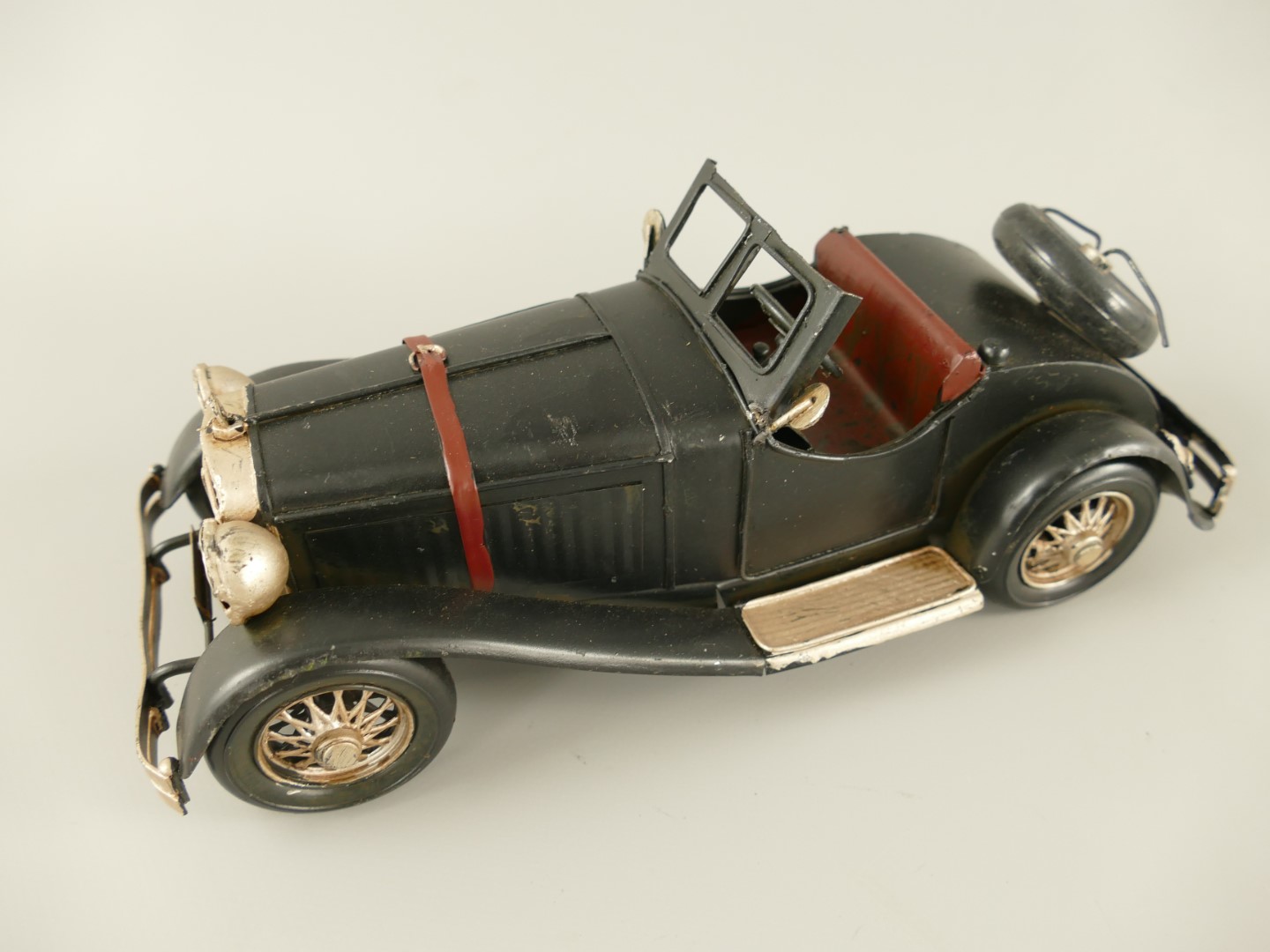 Antikes Blechauto Schwarz Klassisches Modellauto 1920er 1930er Sammlerobjekt 3