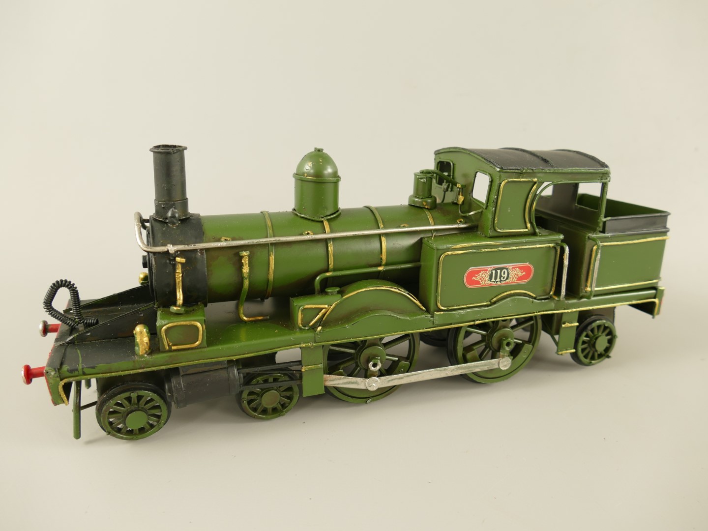 Antike Grüne ModellDampflokomotive Blechauto Lokomotive RetroSpielzeug 3