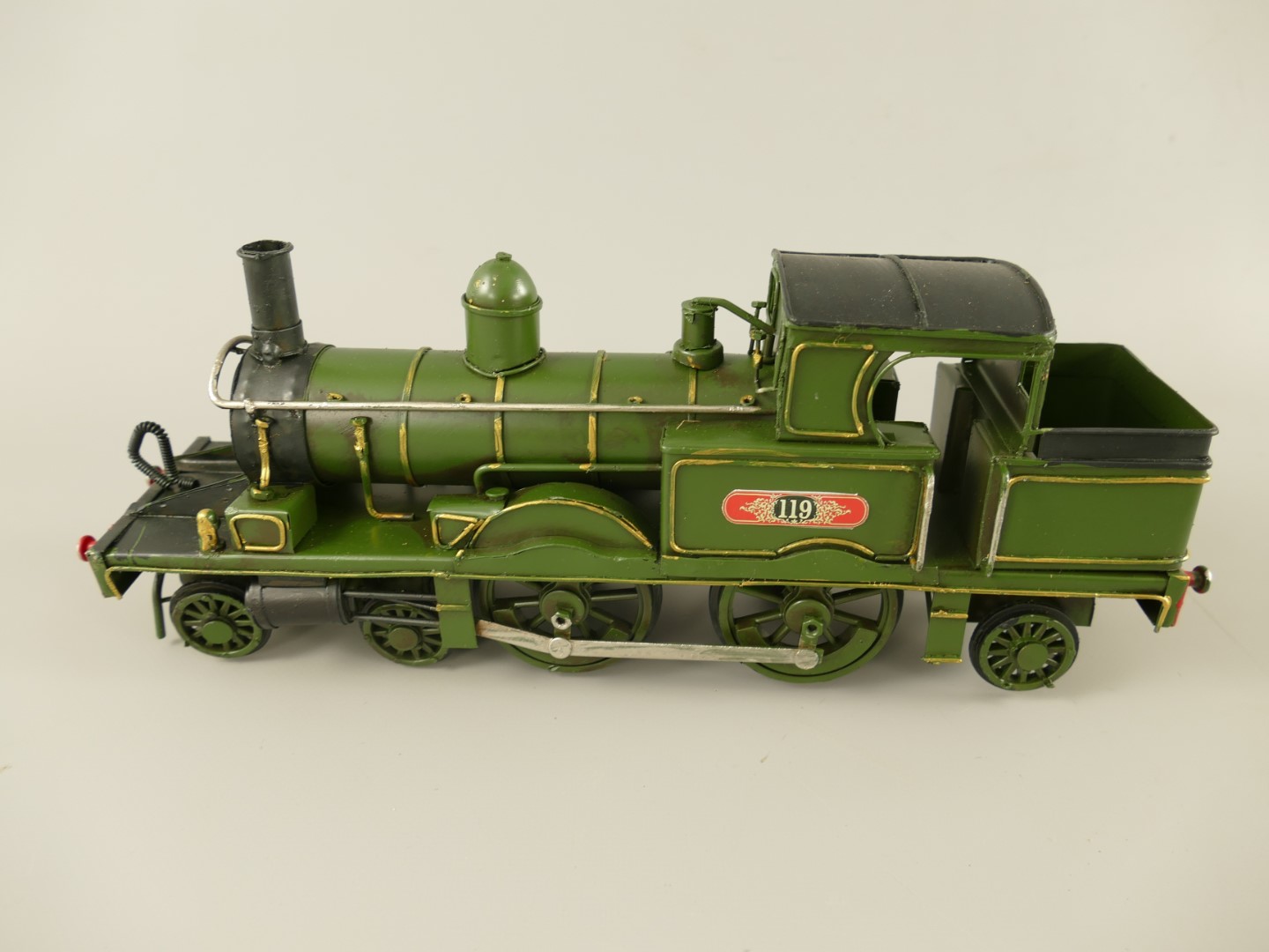 Antike Grüne ModellDampflokomotive Blechauto Lokomotive RetroSpielzeug 4